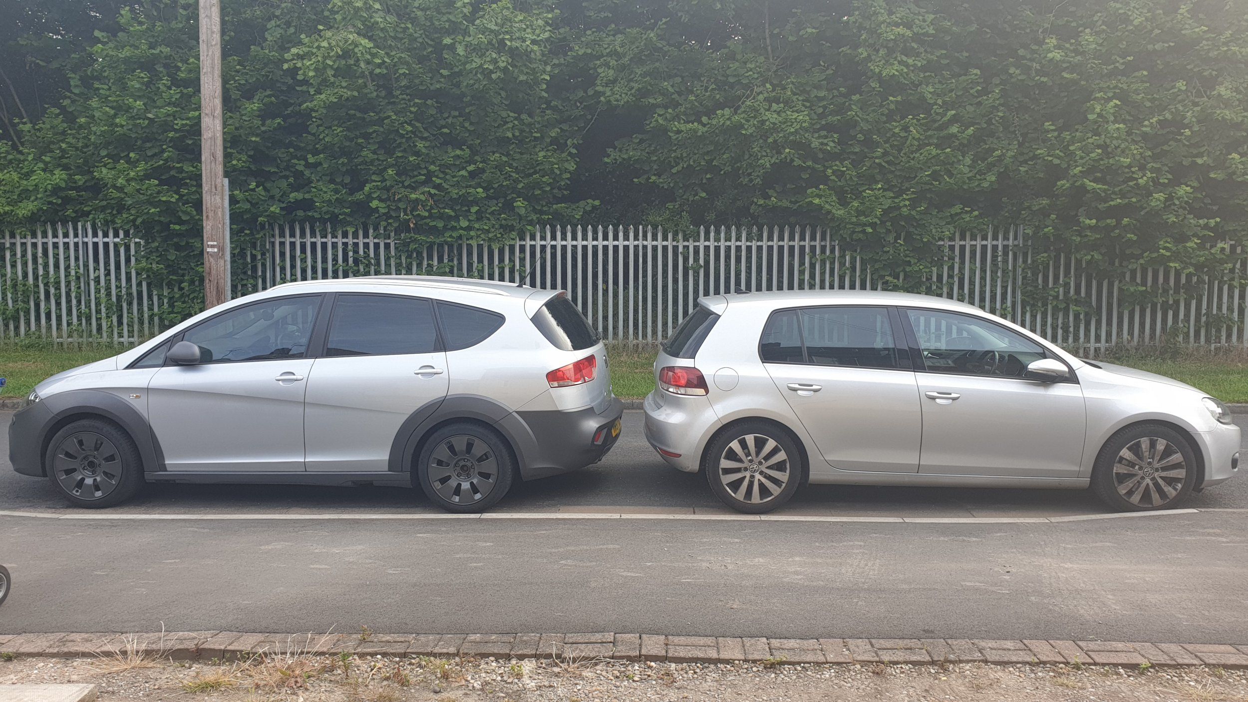 Next to a mk6 Golf 1.4 TSI 160 GT