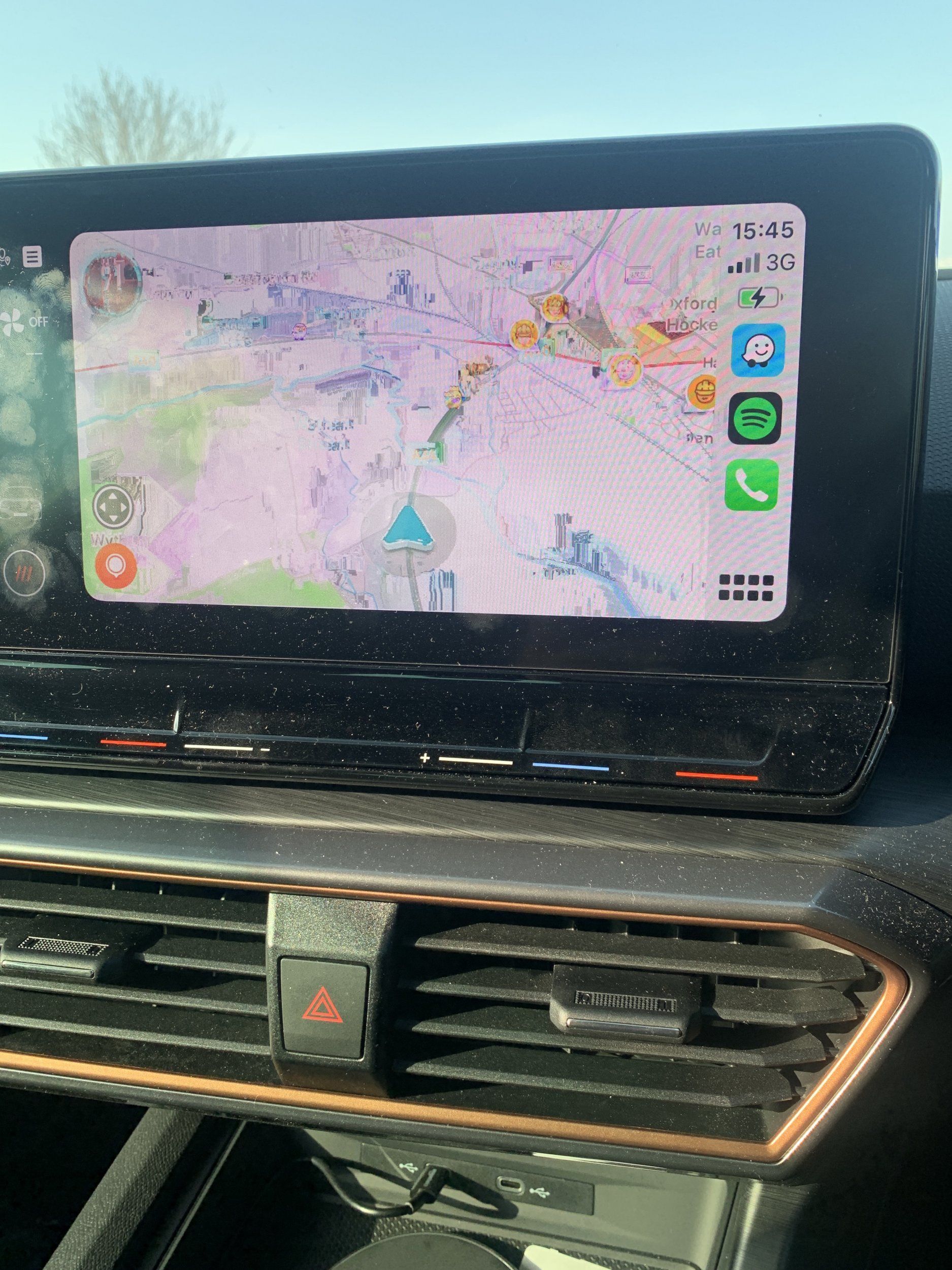 How do I get Apple CarPlay to show in fullsceeen mode? (2020 BMW