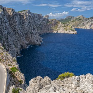 CUPRA-Formentor-Dynamic_27_HQ.jpg