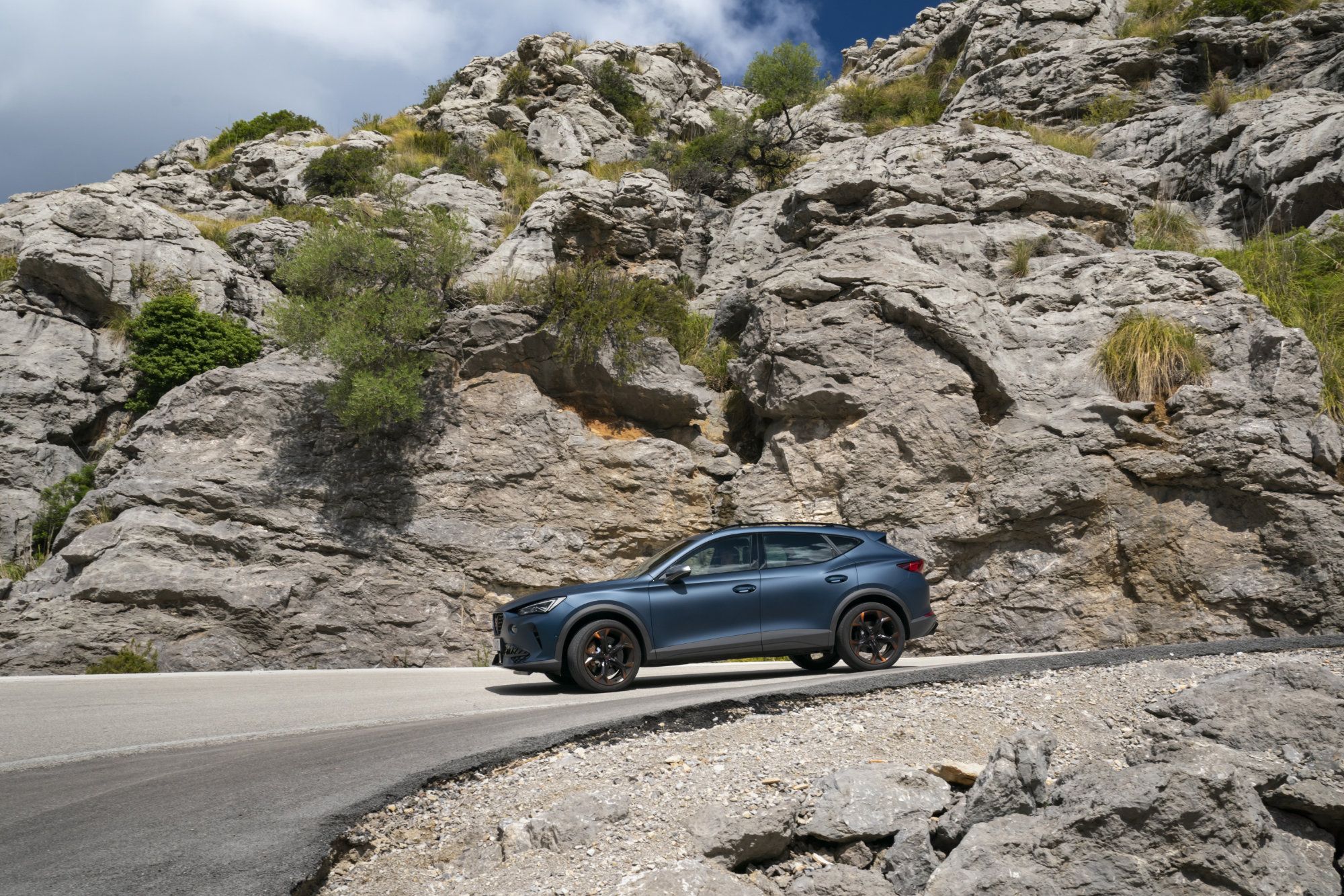 CUPRA-Formentor-Dynamic_23_HQ.jpg