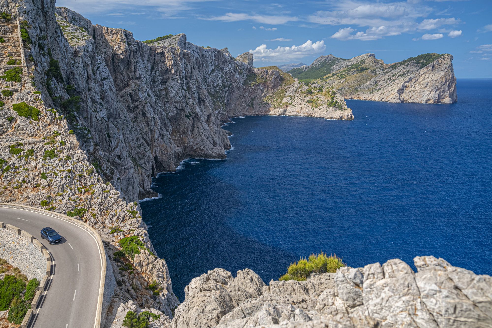 CUPRA-Formentor-Dynamic_27_HQ.jpg