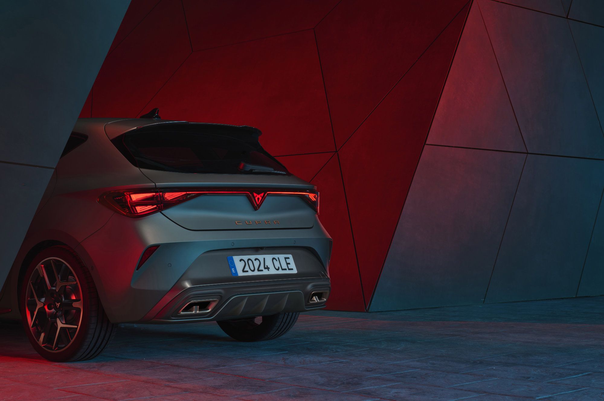 CUPRA_Leon_07.jpg